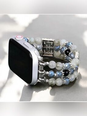 NWOT Cape Diablo Beaded Apple Watch Strap